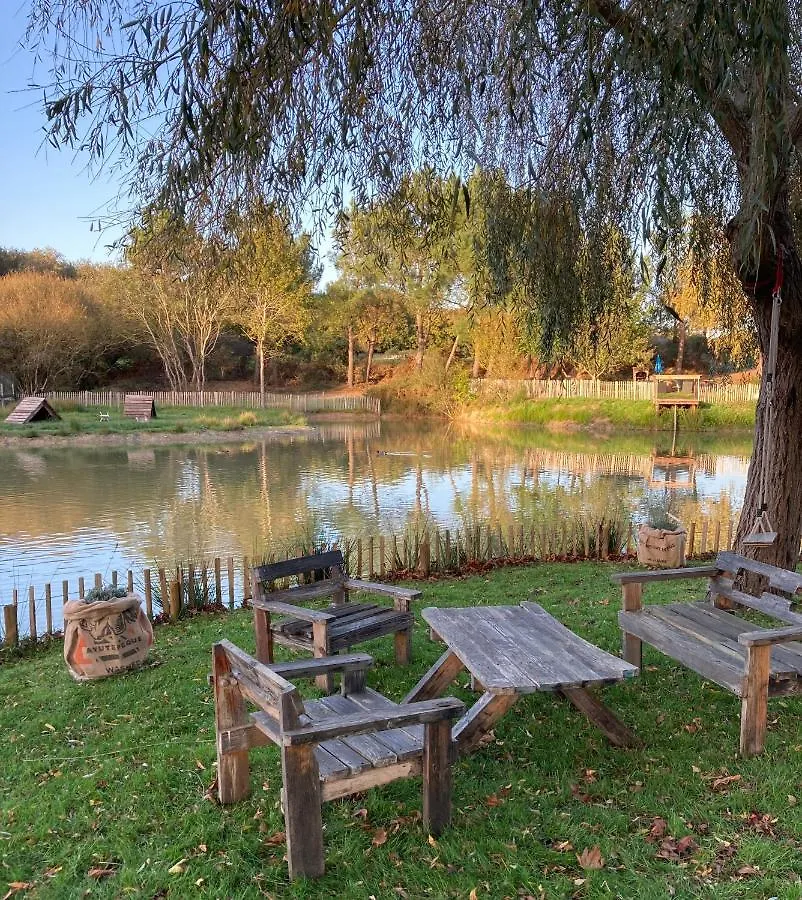 Ecolodge Charles Ashton Hebergement Insolite Sur L'Eau Sarzeau