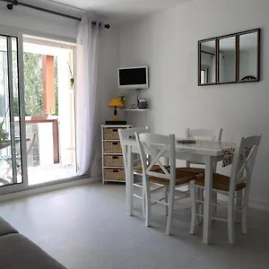 Le Clapotis - T2 A 100 M De La Avec Parking Appartement